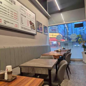 칠구네신림동백순대 대표 사진