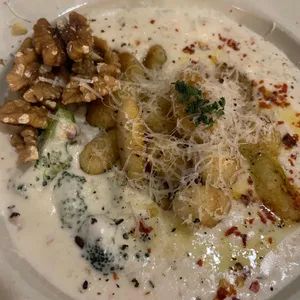 볼로니아 대표 사진