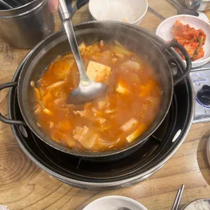 명동찌개마을 사진 1