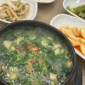 신영웅청국장해물뚝배기 사진