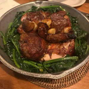 양키통닭 & Second Floor 대표 사진