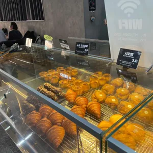 크리드나인 대표 사진