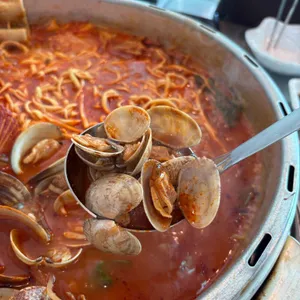 착한조개 착한낙지 대표 사진