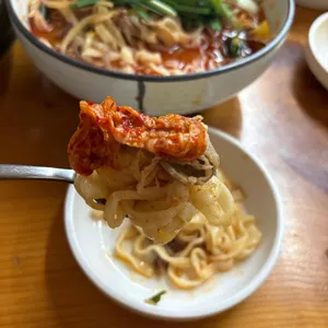 큰집아저씨 대표 사진