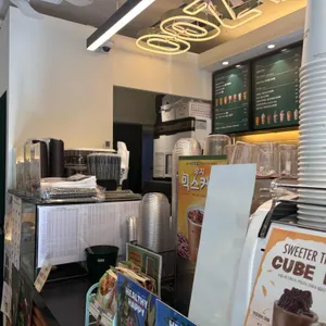 우지커피 대표 사진