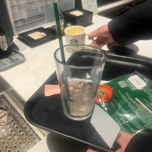 스타벅스 사진 1