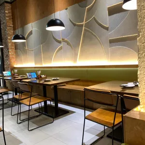 이터스 리뷰 사진