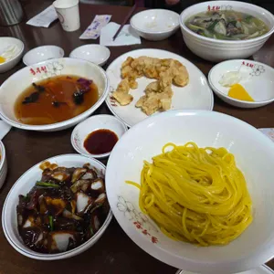 홍루원 대표 사진