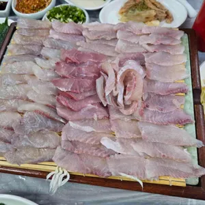 통영회센타 사진 1