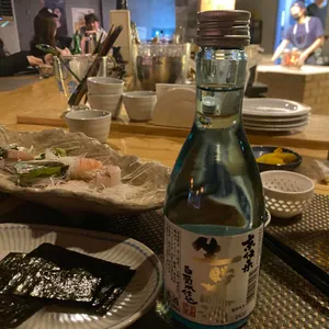 로바타 니카이 대표 사진