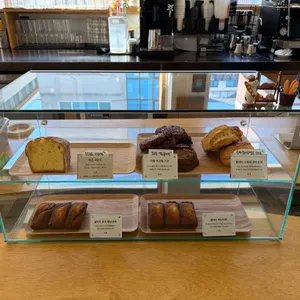 미드웨이브 리뷰 사진