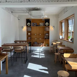 미드웨이브 대표 사진