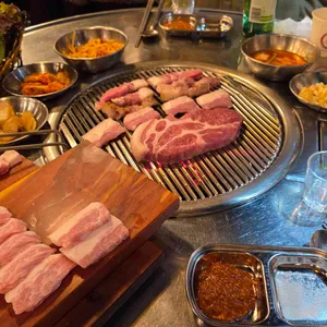 박달박가네숯불껍데기 대표 사진