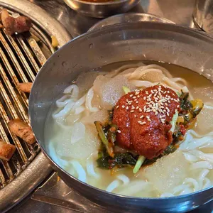 박달박가네숯불껍데기 대표 사진