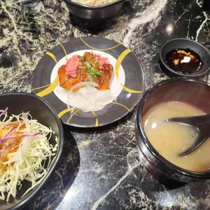 아라회전초밥 대표 사진