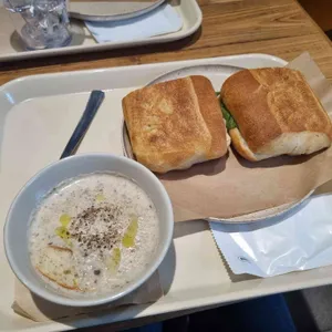 라이스포레스트 쌀빵 샌드위치 사진 1