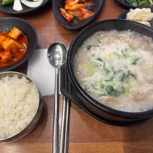 대건명가 돼지국밥 사진