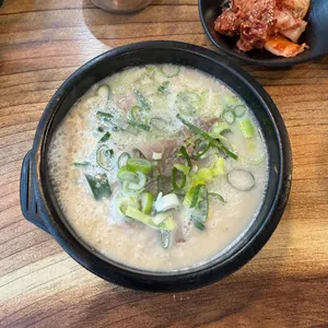 예원수육국밥 사진 1