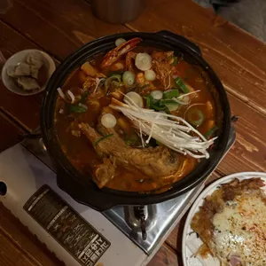 교동 무질서 대표 사진