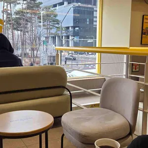 메가커피 대표 사진