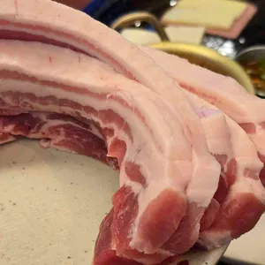 60판왕뚜껑삼겹살 사진