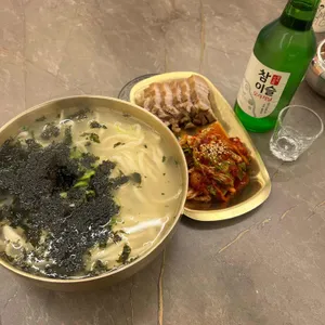 김경자 원조손칼국수&보쌈 대표 사진