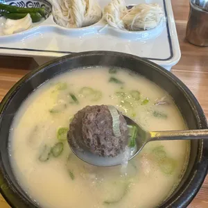 탐라돼지국밥 대표 사진