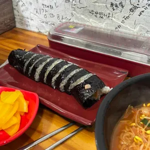 뚝배기라면 대표 사진