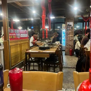 강남 돼지상회 무한리필 대표 사진