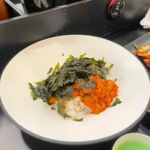 윤우재 문현샤브 칼국수 대표 사진