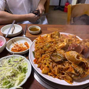 궁중해물탕 사진 1