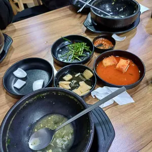 지성굴국밥 사진