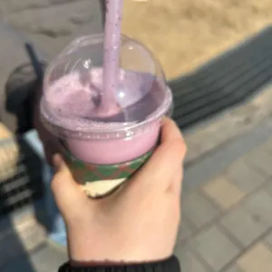 그래비티 대표 사진