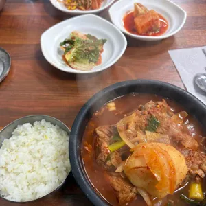 은미감자탕 사진