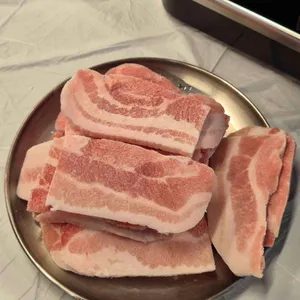 설현이네 냉삼집 사진