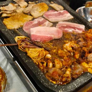 설현이네 냉삼집 대표 사진