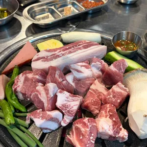 하대숯돼지 대표 사진