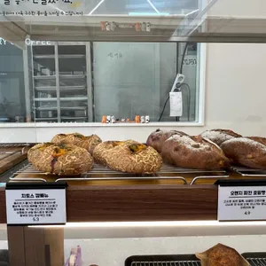 브레드리23 리뷰 사진