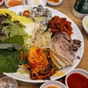 바른식 시골보쌈&감자옹심이 사진 1