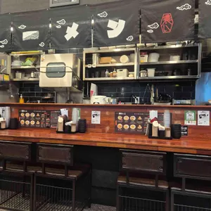 코이라멘 대표 사진