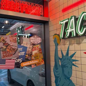 더타코부스 리뷰 사진