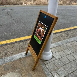 원오브어스 대표 사진