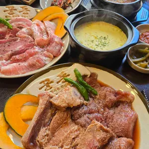 꾼돈숯불갈비 사진 2