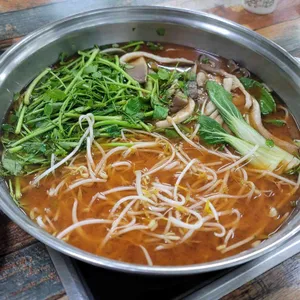 퐁당퐁당샤브칼국수 사진 1