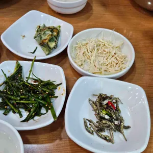 개미집 대표 사진