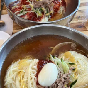 해운대 가야밀면 대표 사진