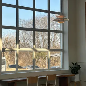 카페 우즈 리뷰 사진