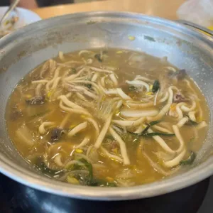 본가 만두전골전문점 사진