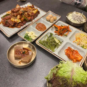 예산백년밥상 대표 사진