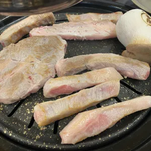 청춘고깃집 대표 사진